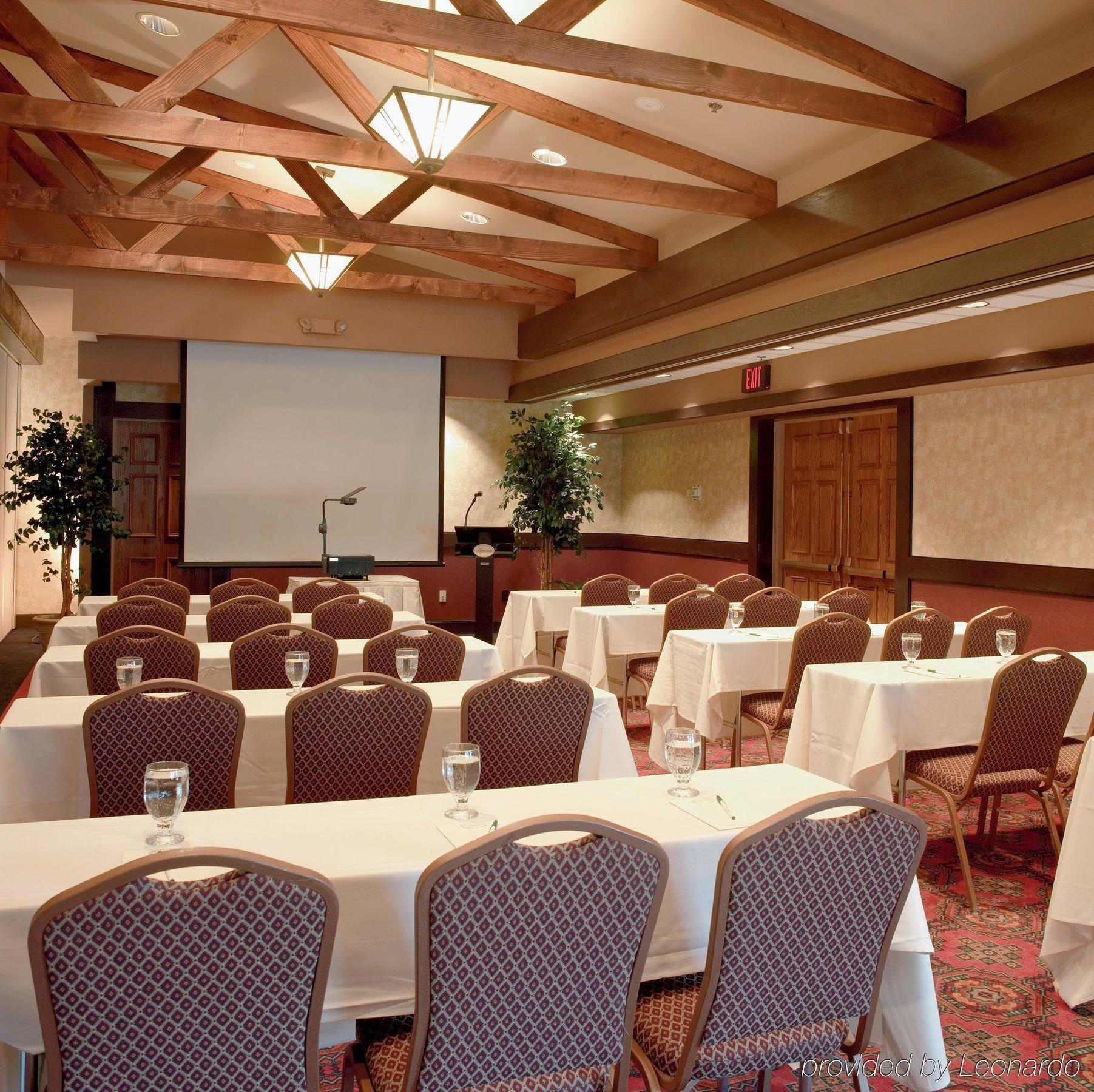 The Craftsman Inn & Suites Fayetteville Instalações foto